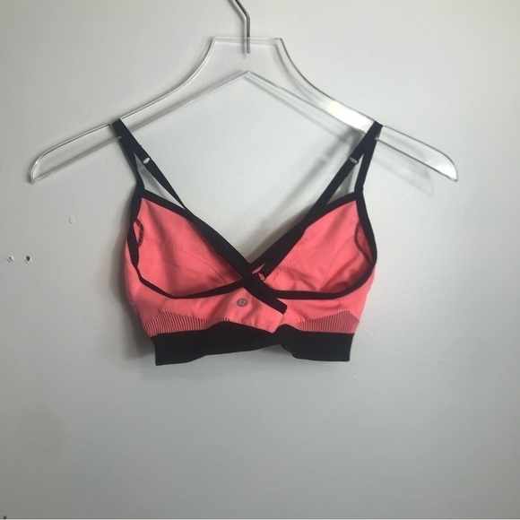 Lululemon hold your om II coral black bra size 4 1593 - Picture 2 of 2